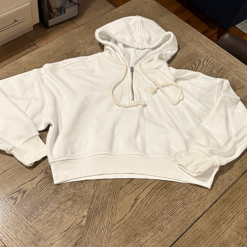 Aerie Cream Hooded Women's cropped Sweatshirt